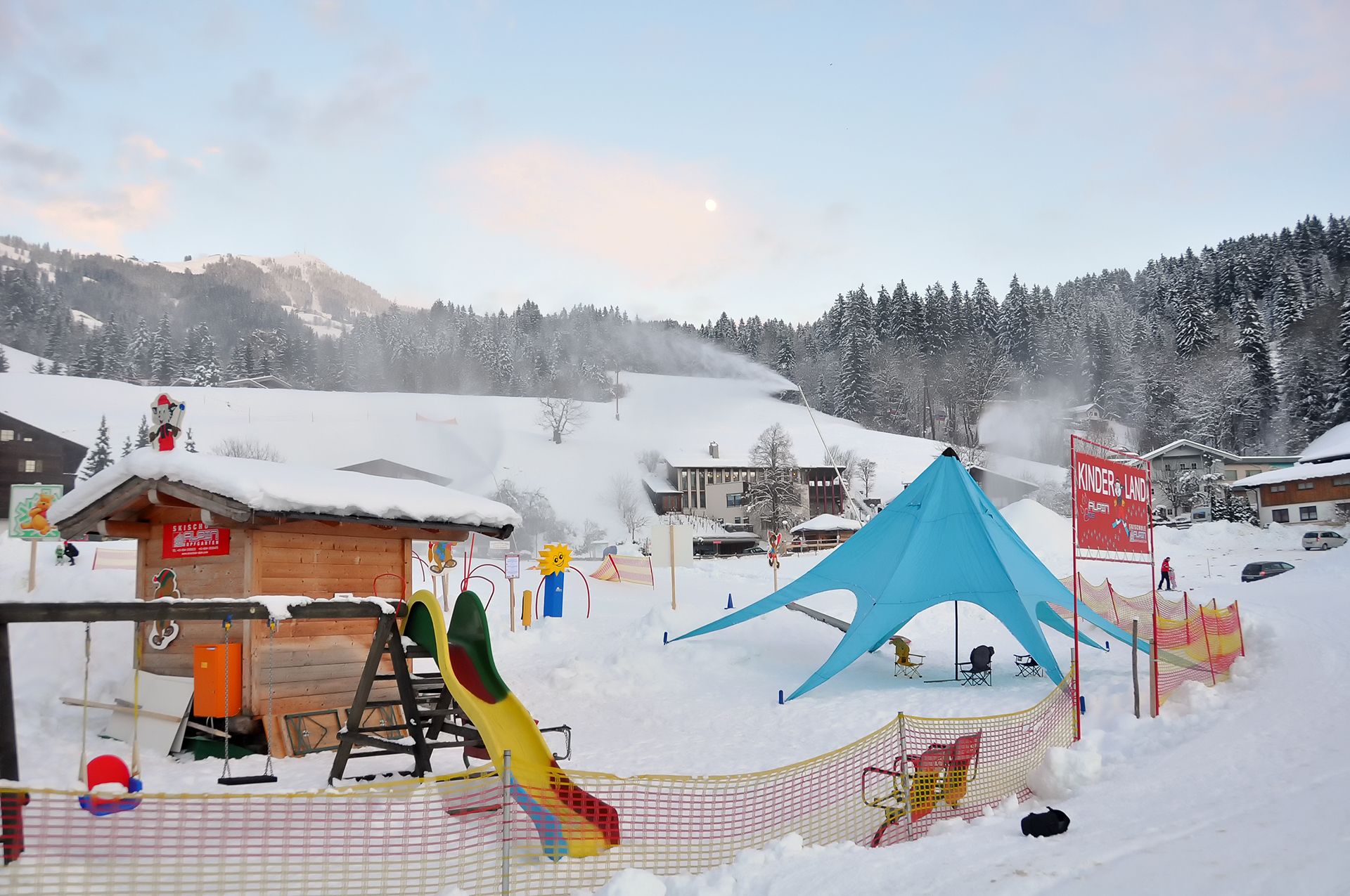 files/upload/kinderland/skischule-alpin-ansicht-kinderland-1.jpg